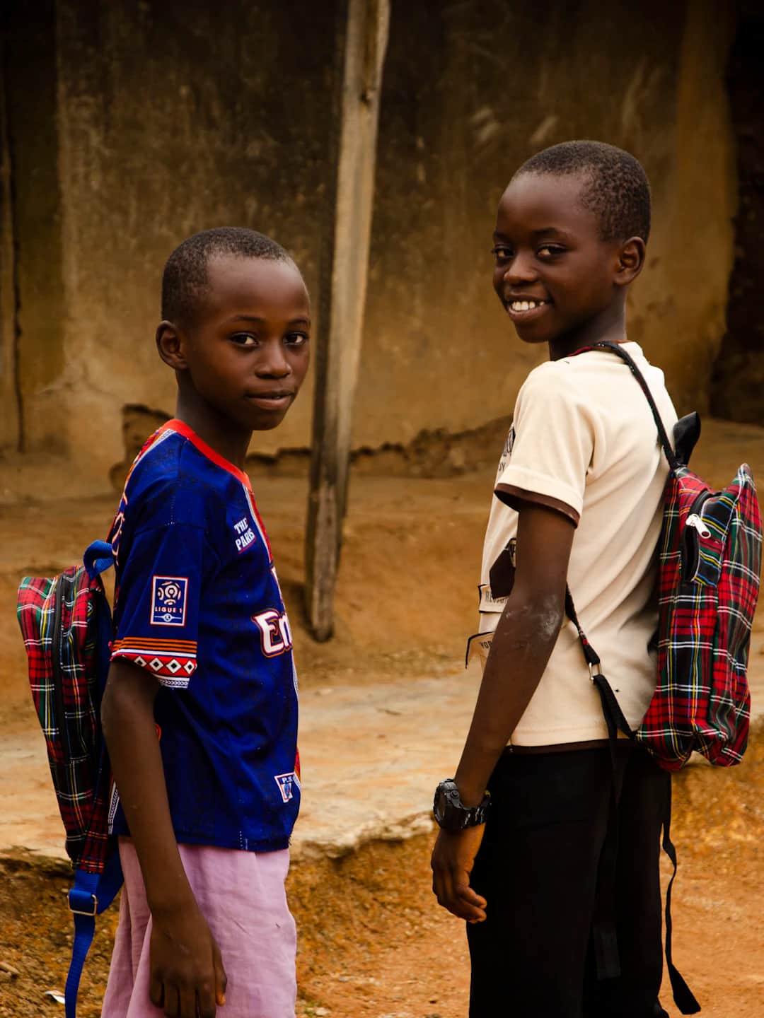 Nigerian primary-school pupils in uniform.